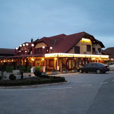 Motel Majolka Ptuj Ngoại thất bức ảnh
