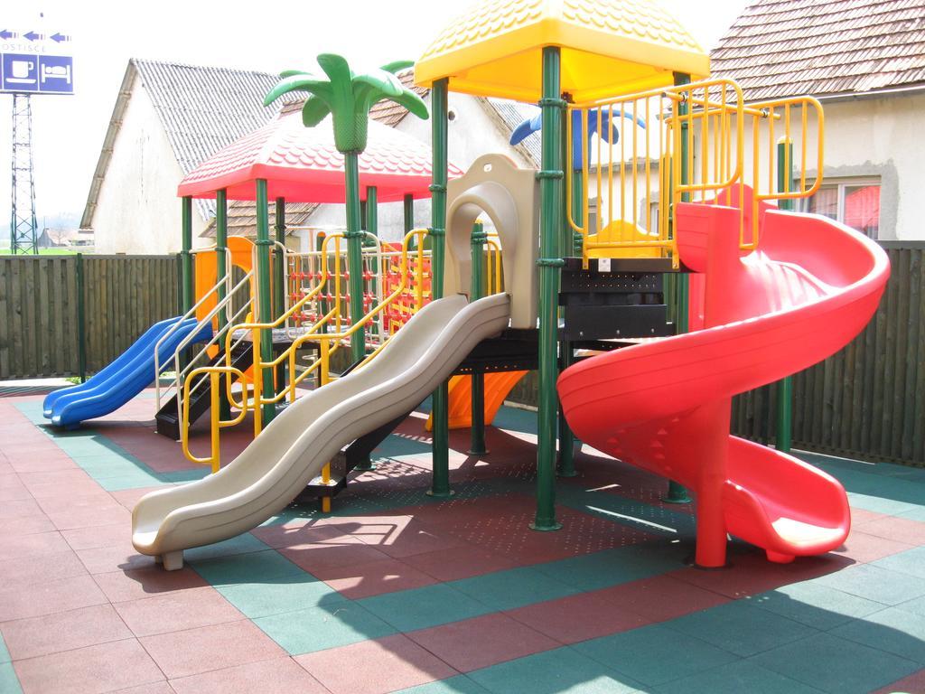 Motel Majolka Ptuj Ngoại thất bức ảnh