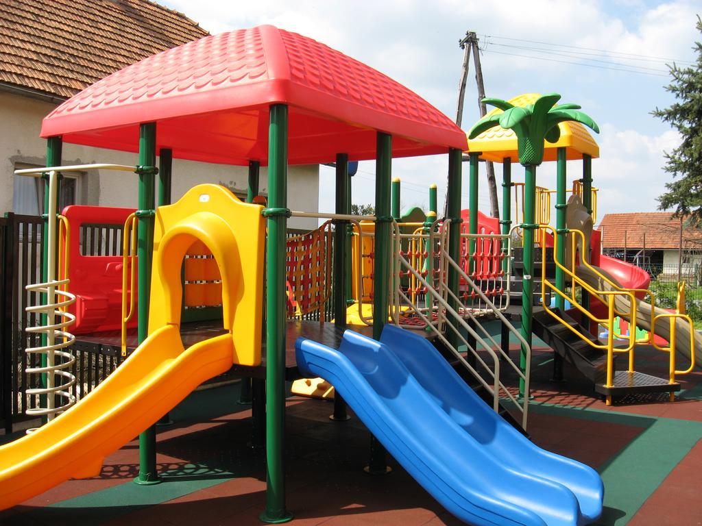 Motel Majolka Ptuj Ngoại thất bức ảnh